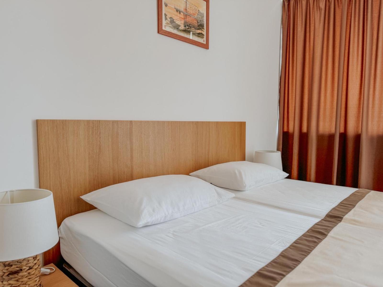 Motel Ljetni Raj 巴什卡沃达 外观 照片